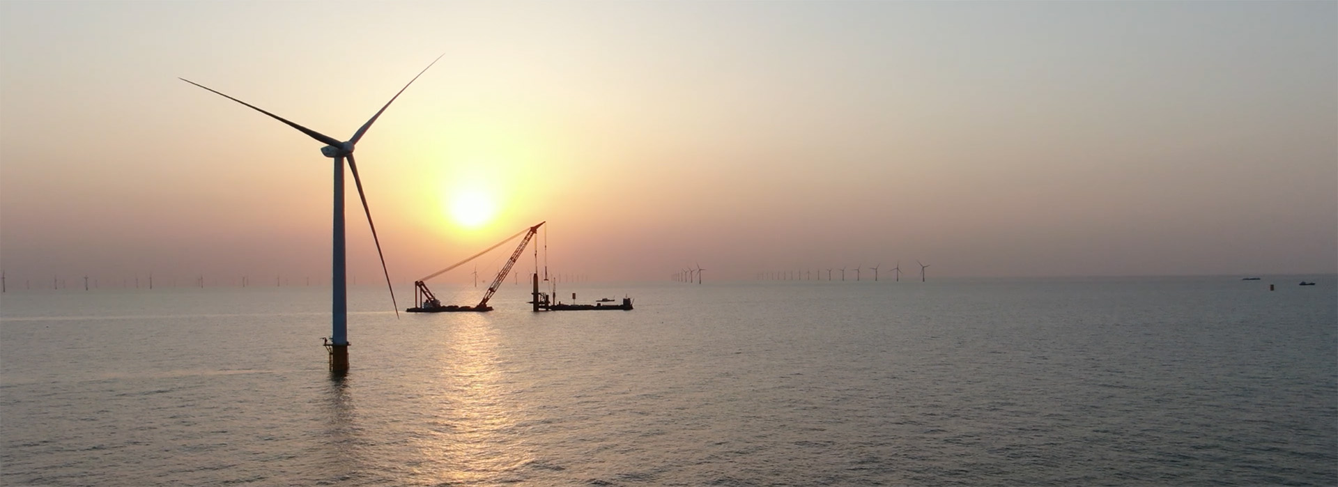 江苏某海上风电站作业平台案例